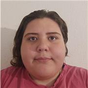 Profesora de matemáticas, física y química para alumnos en los primeros cursos de secundaria y en general para los de primaria.